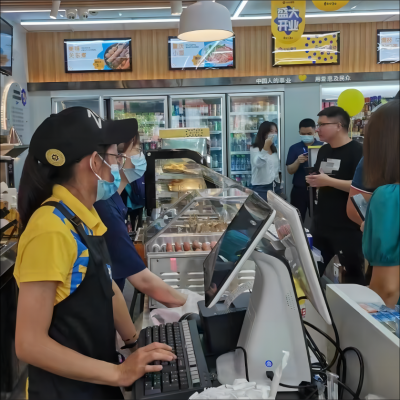 H760 in Convenience Store